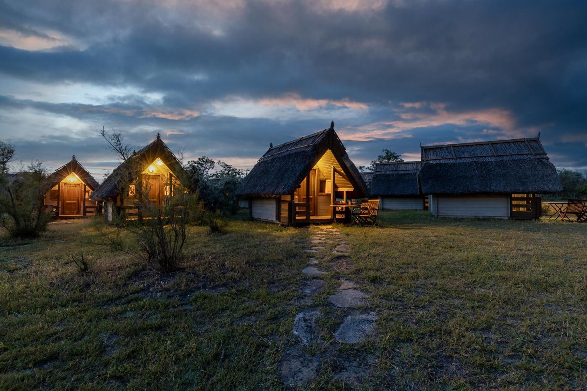 Dolphin Camping Sfântu Gheorghe Exterior foto