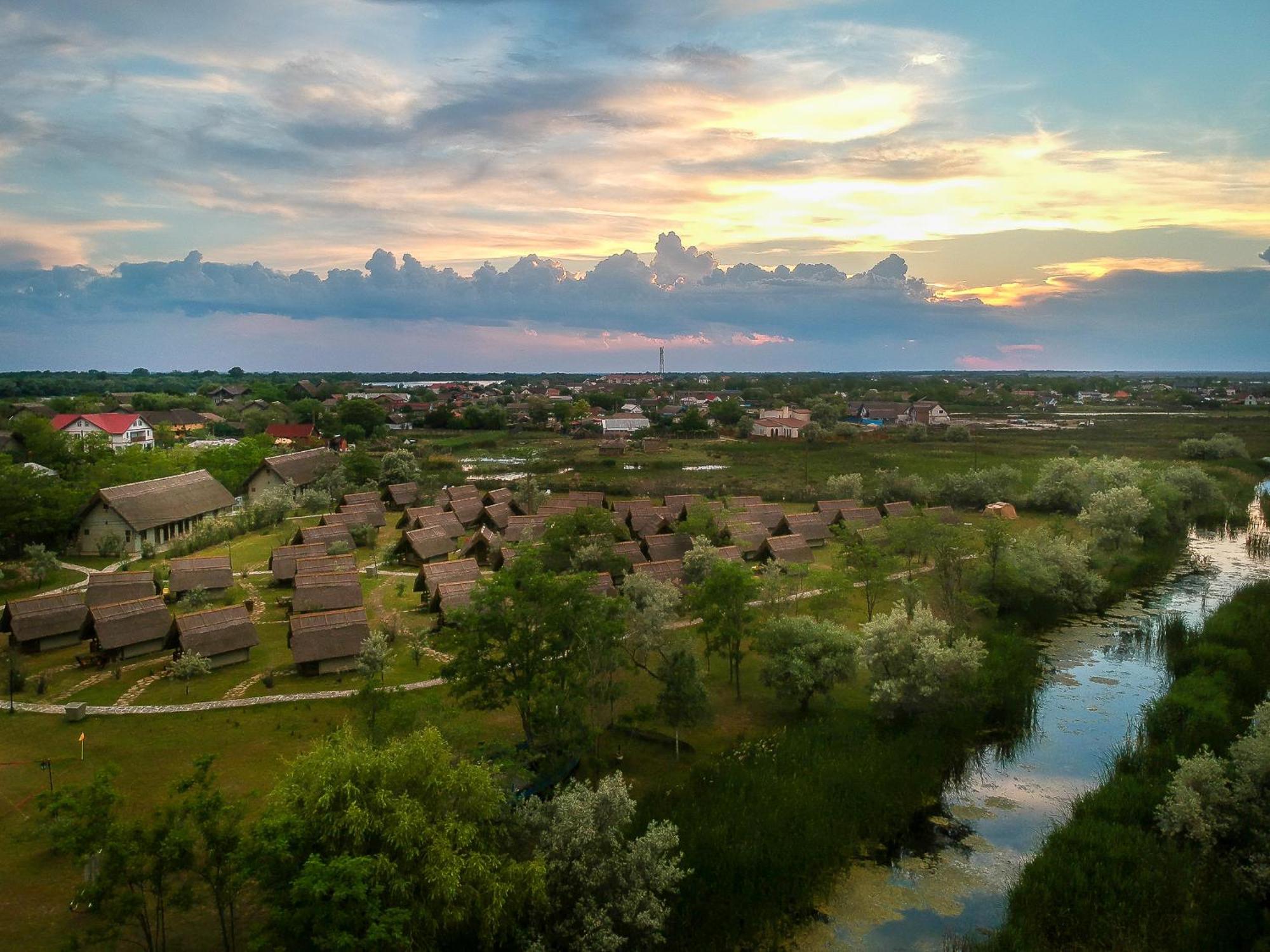 Dolphin Camping Sfântu Gheorghe Exterior foto